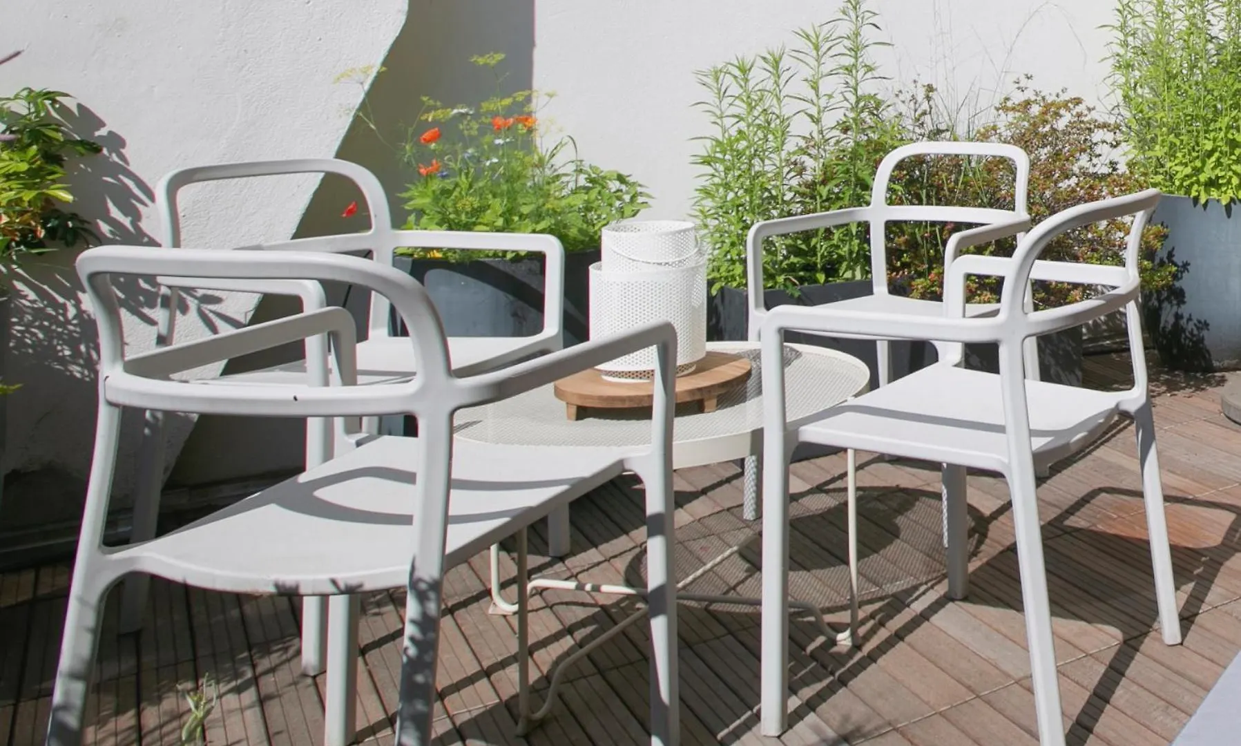 Apartment Magnificient 2 Bedrooms With Terrace Next To Champs-elysees - Pc62b